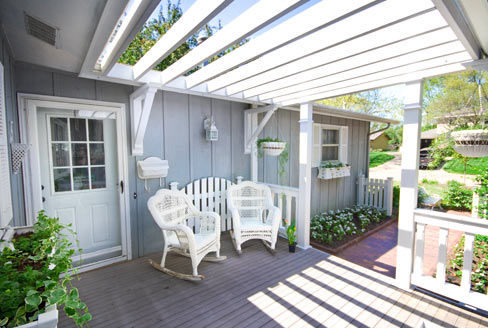 2007 - Front Deck and Trellis in Manhattan, Kan.